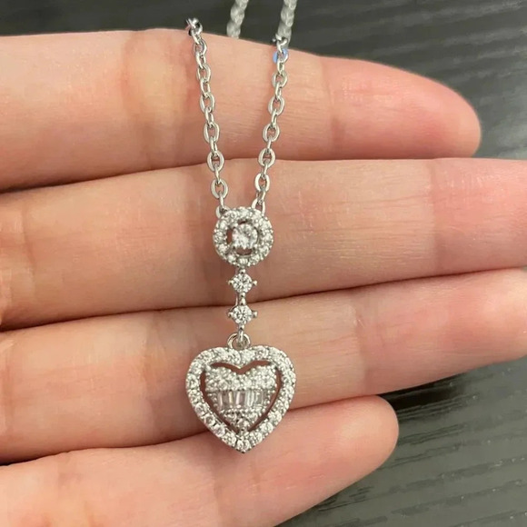 NEW 925 Sterling Silver Diamond Heart Pendant Necklace - Picture 5 of 7